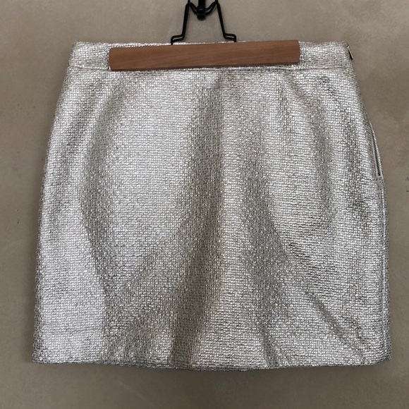 🚨NWT Banana Republic skirt